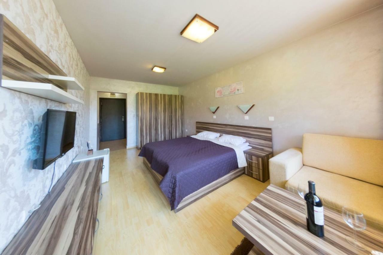 ОТЕЛЬ FOREST NOOK APARTHOTEL ПАМПОРОВО 3* (Болгария) - от 6272 RUB | NOCHI